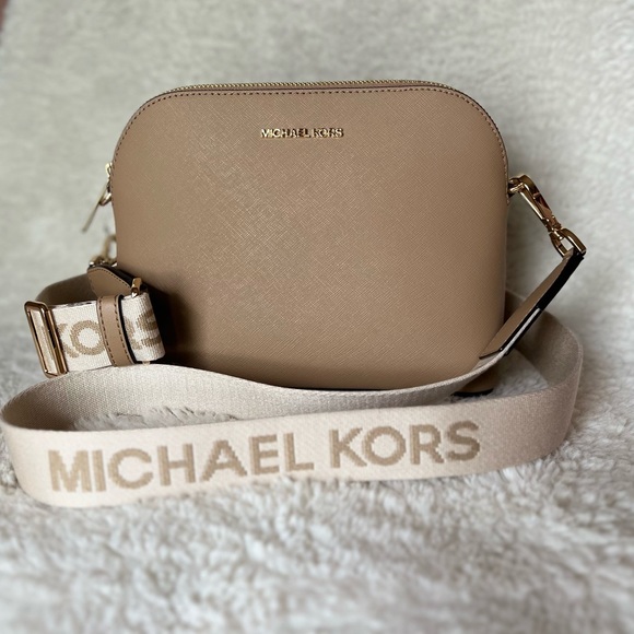 MICHAEL Michael Kors Handbags - NWT MICHAEL KORS Cindy Large Dome Crossbody Saffiano Leather w/ Logo Strap Camel